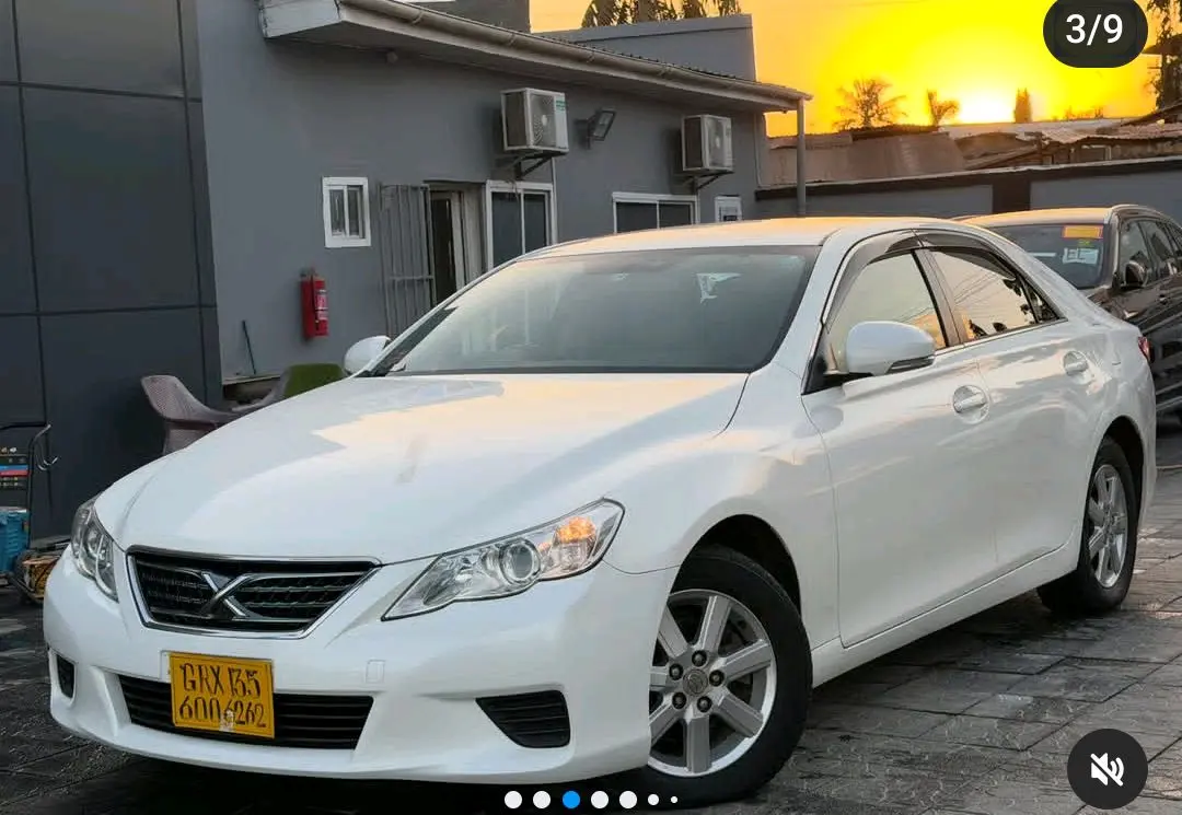 Toyota Mark X 250G 2011 thumbnail 2