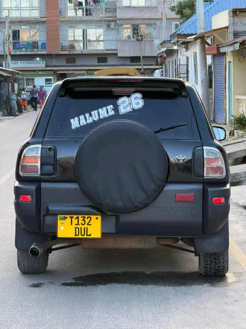 Toyota RAV4 Old Model 1990 for Sale thumbnail 4
