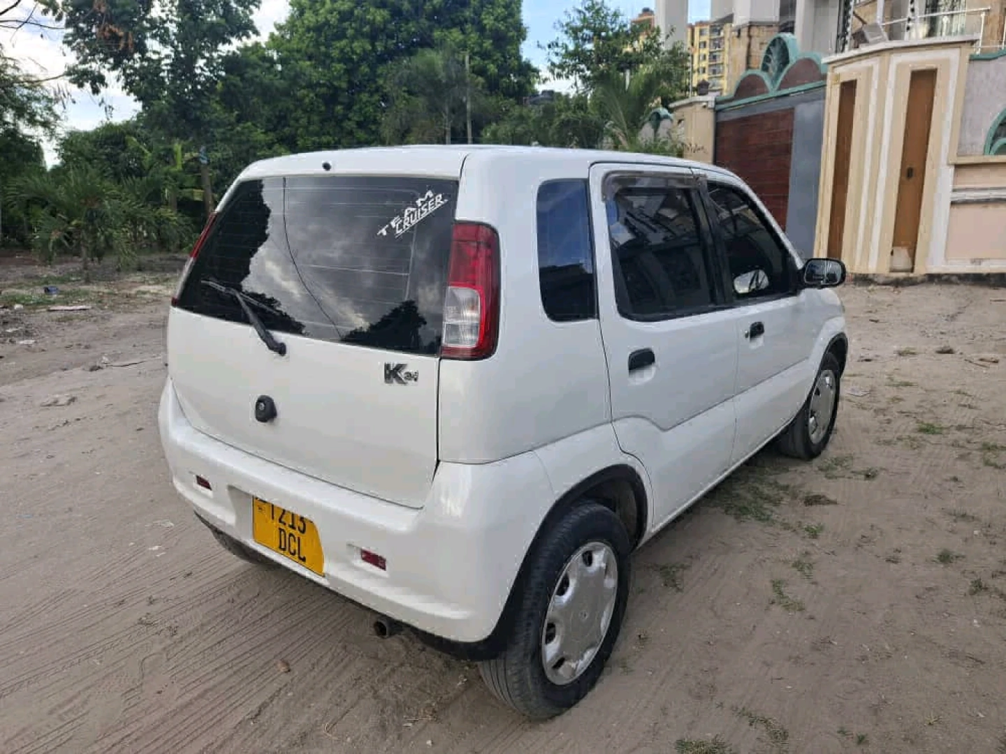 White Suzuki Kei Car for Sale thumbnail 5