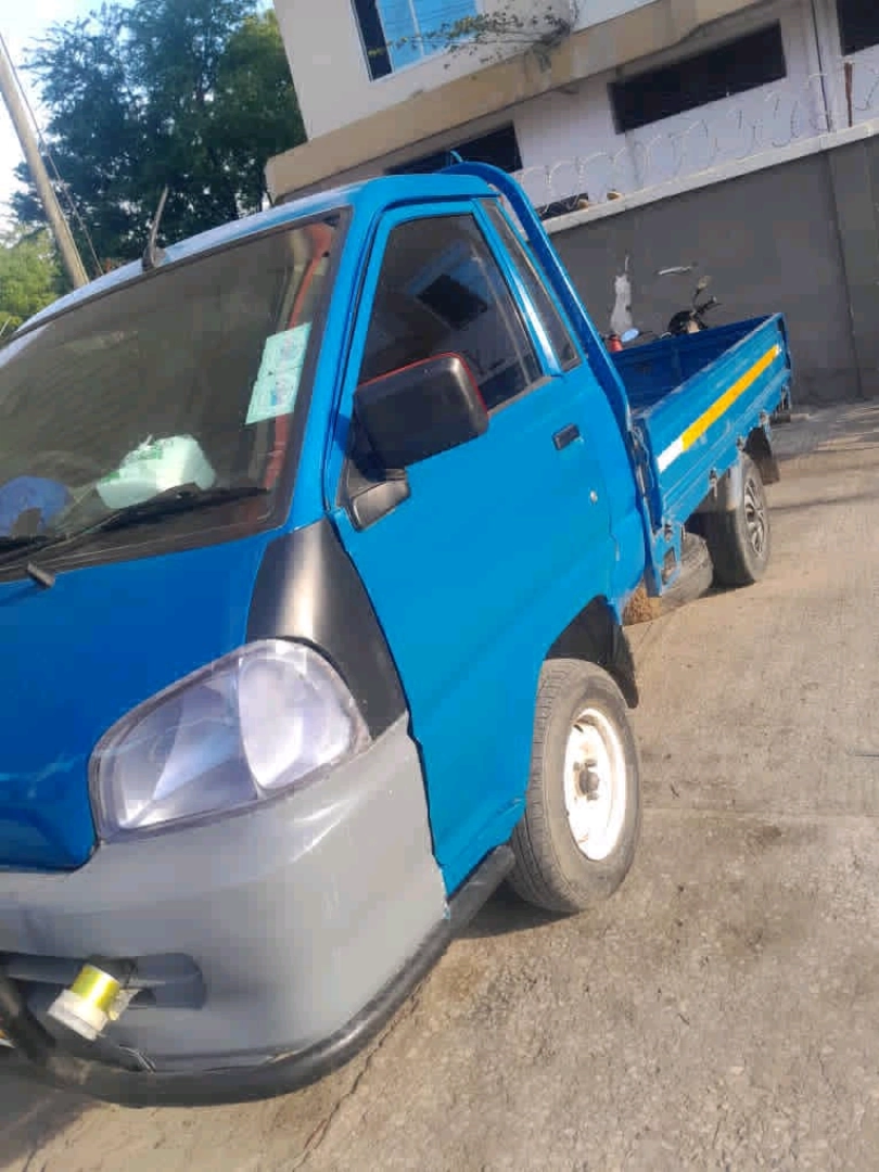 Toyota Town Ace DyB Pickup Truck thumbnail 5