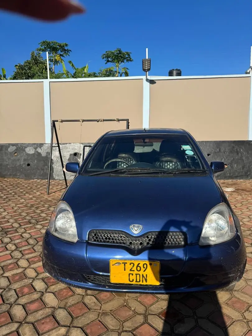 Toyota Vitz Old Model