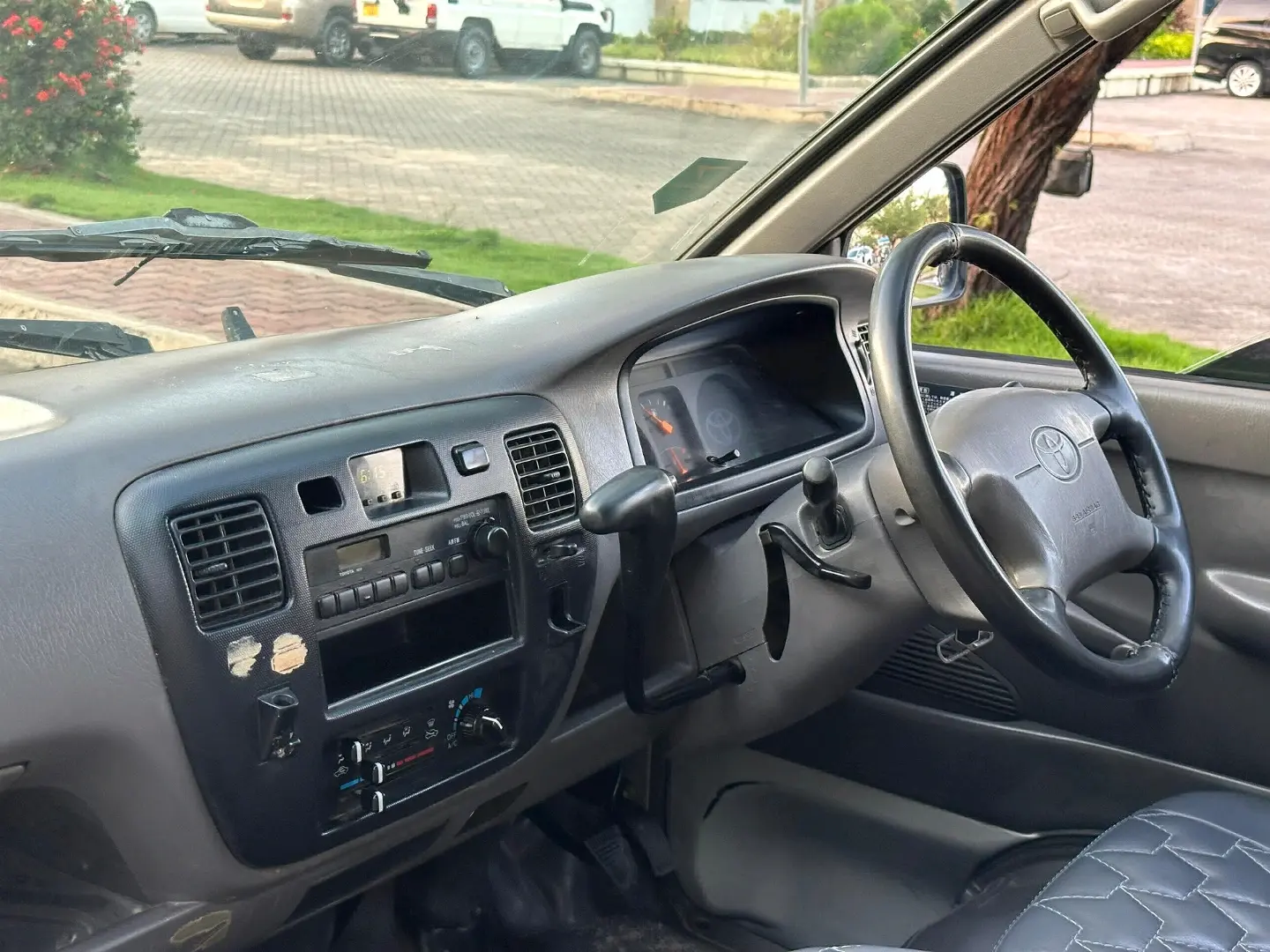 Toyota LiteAce Pickup thumbnail 5