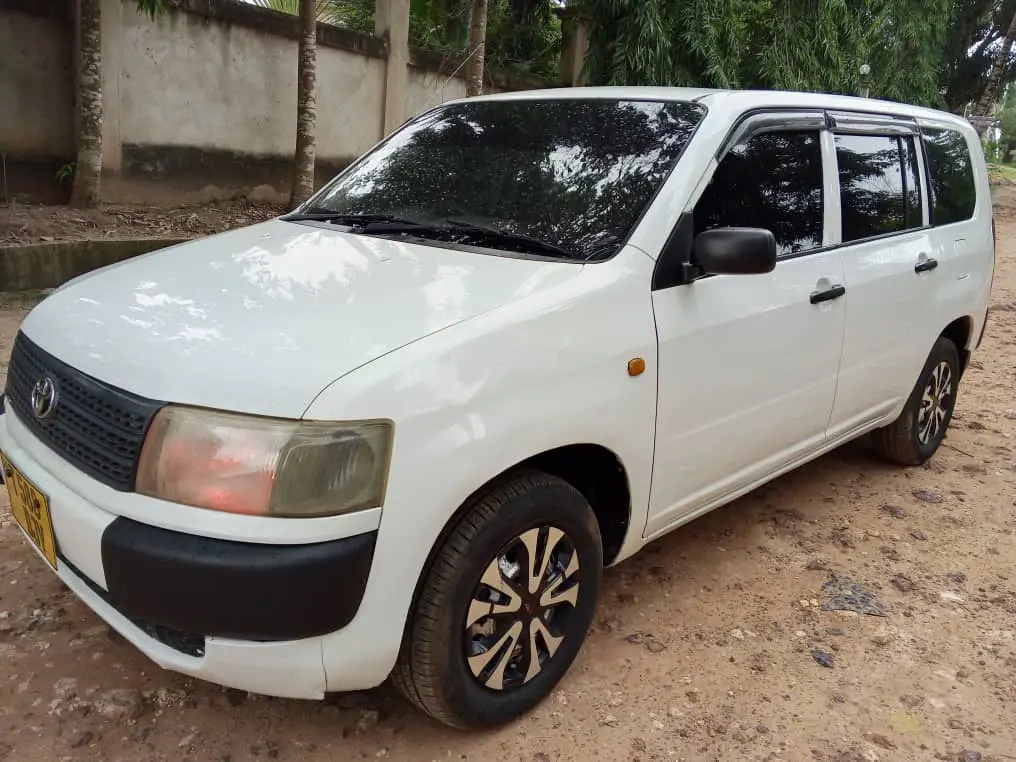 2006 Toyota Probox for Sale thumbnail 3