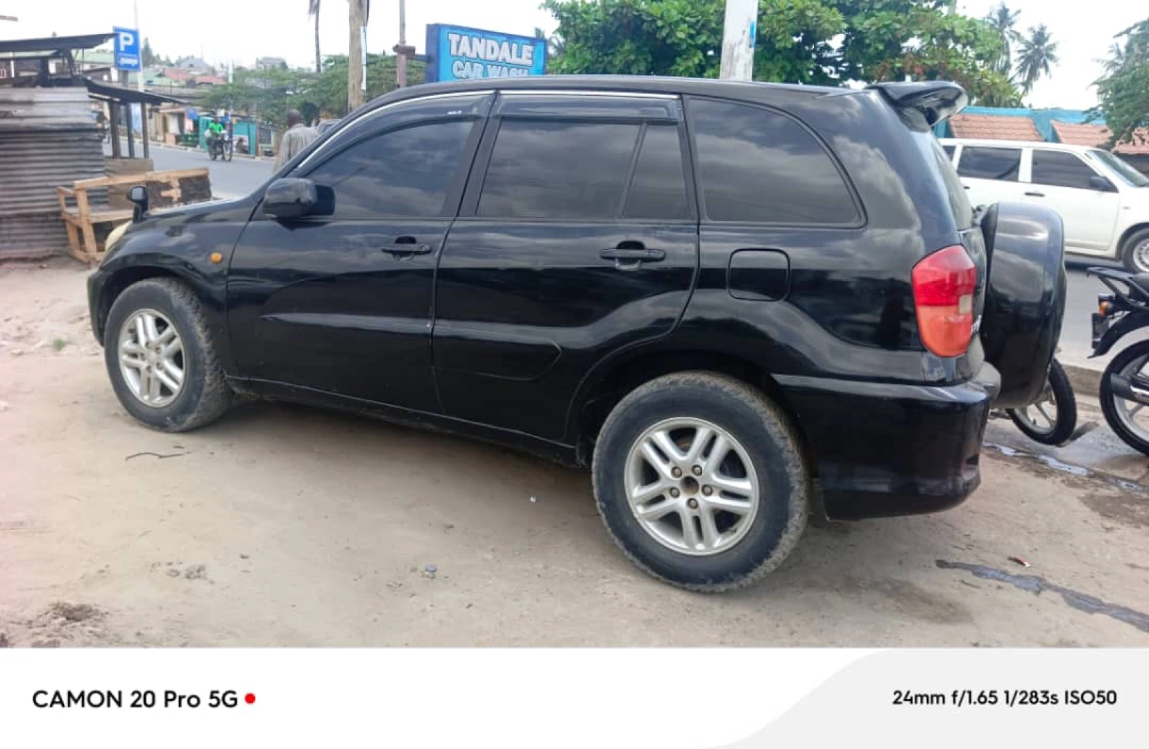 Black Toyota RAV4 SUV 1ZZ Engine thumbnail 5