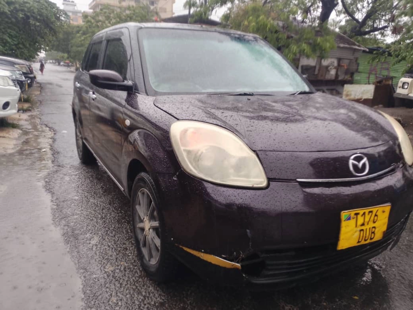 Mazda Verisa Dark Purple T176DUB thumbnail 3