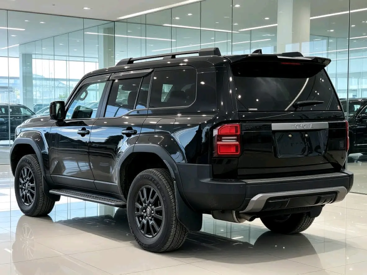 2025 Toyota Land Cruiser LC250 VX thumbnail 5