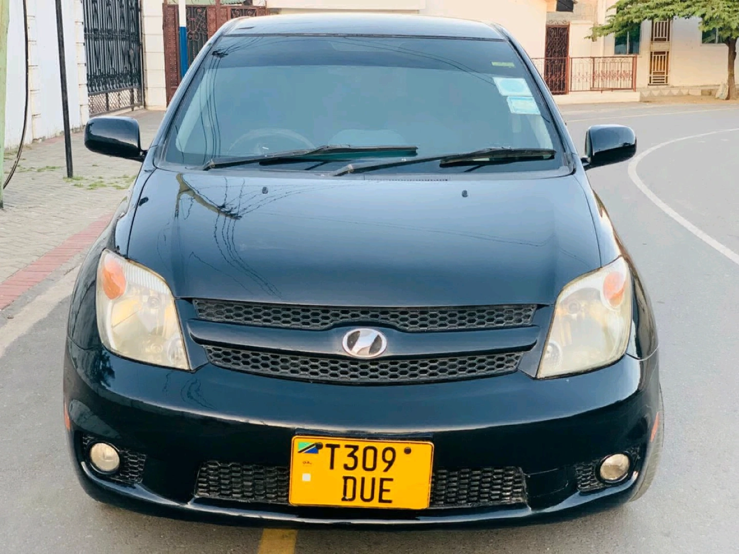 Toyota Ist 2007 Black with Android Radio