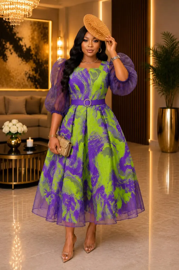 Elegant Women's Dresses with Matching Hats thumbnail 6