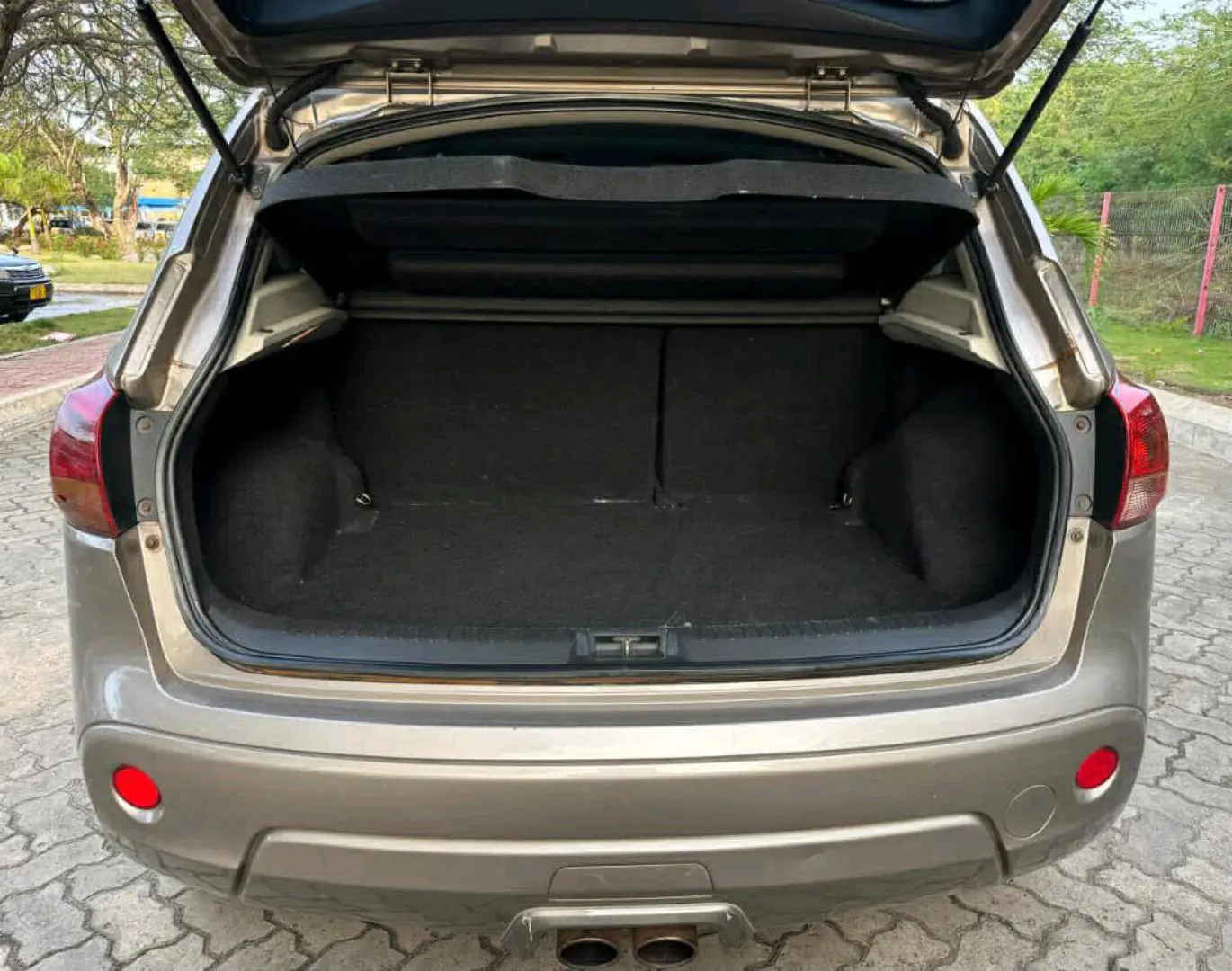 2008 Nissan Dualis Gold thumbnail 6