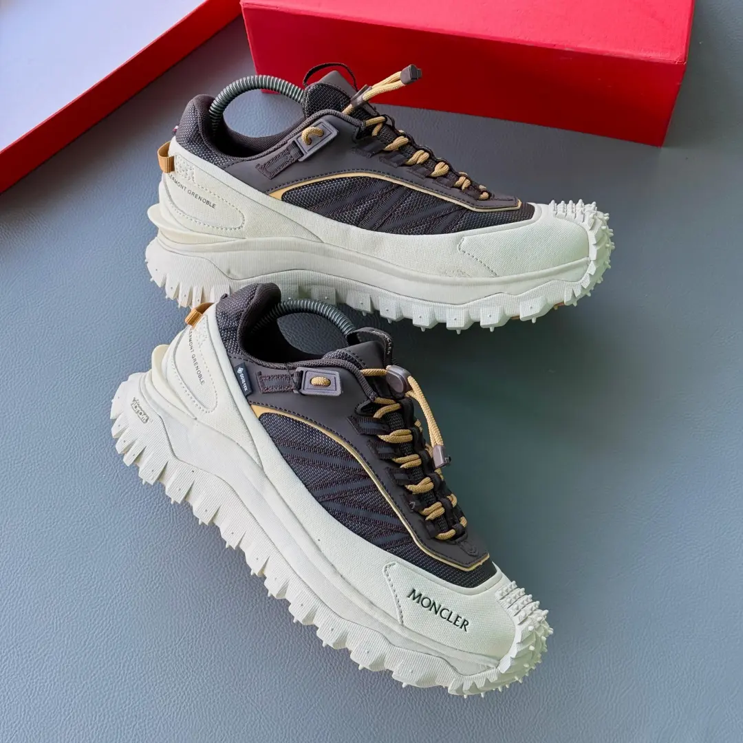 Moncler Gore-Tex Sneakers thumbnail 7
