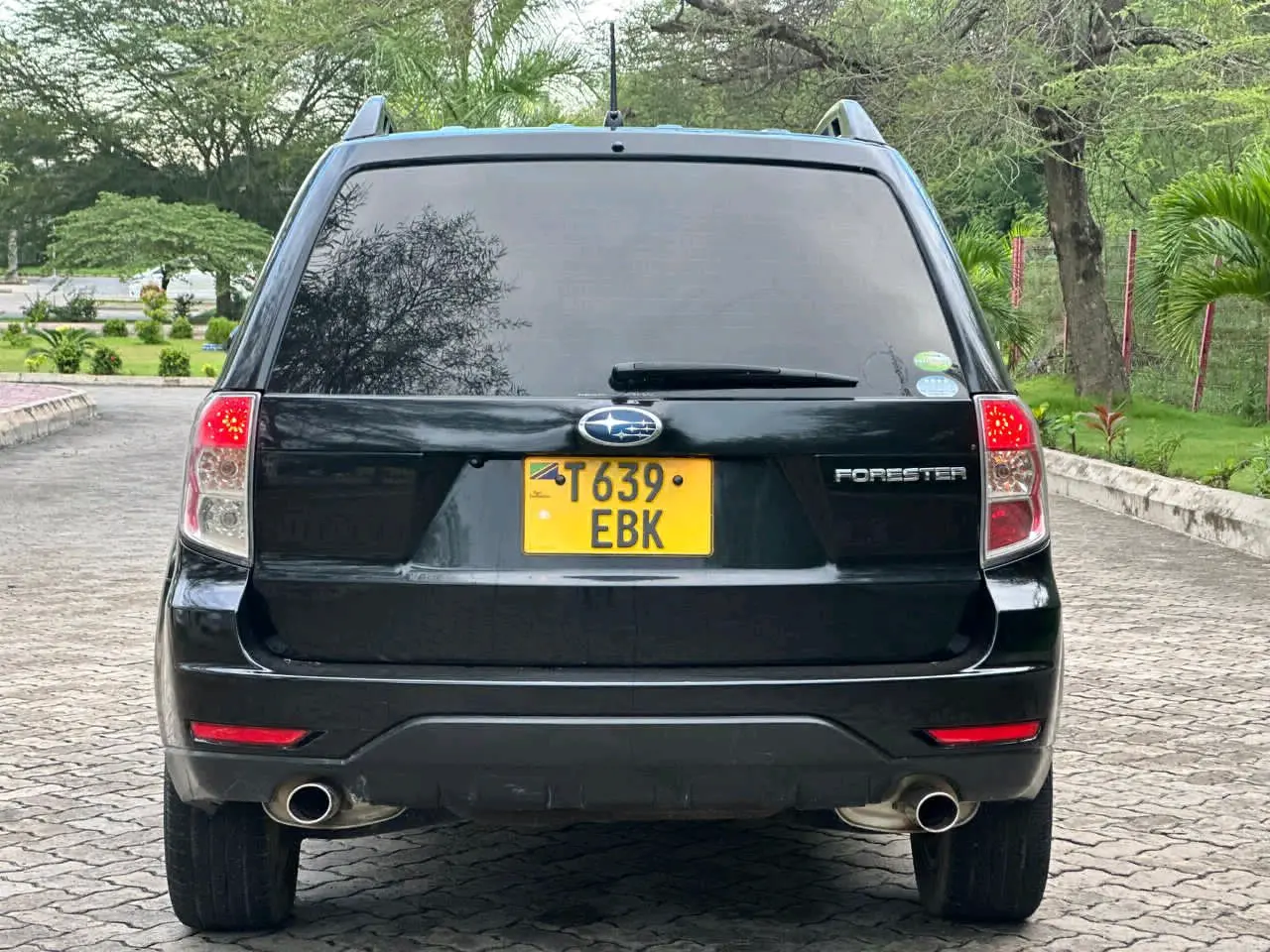 Subaru Forester 2010 (EBK) thumbnail 5