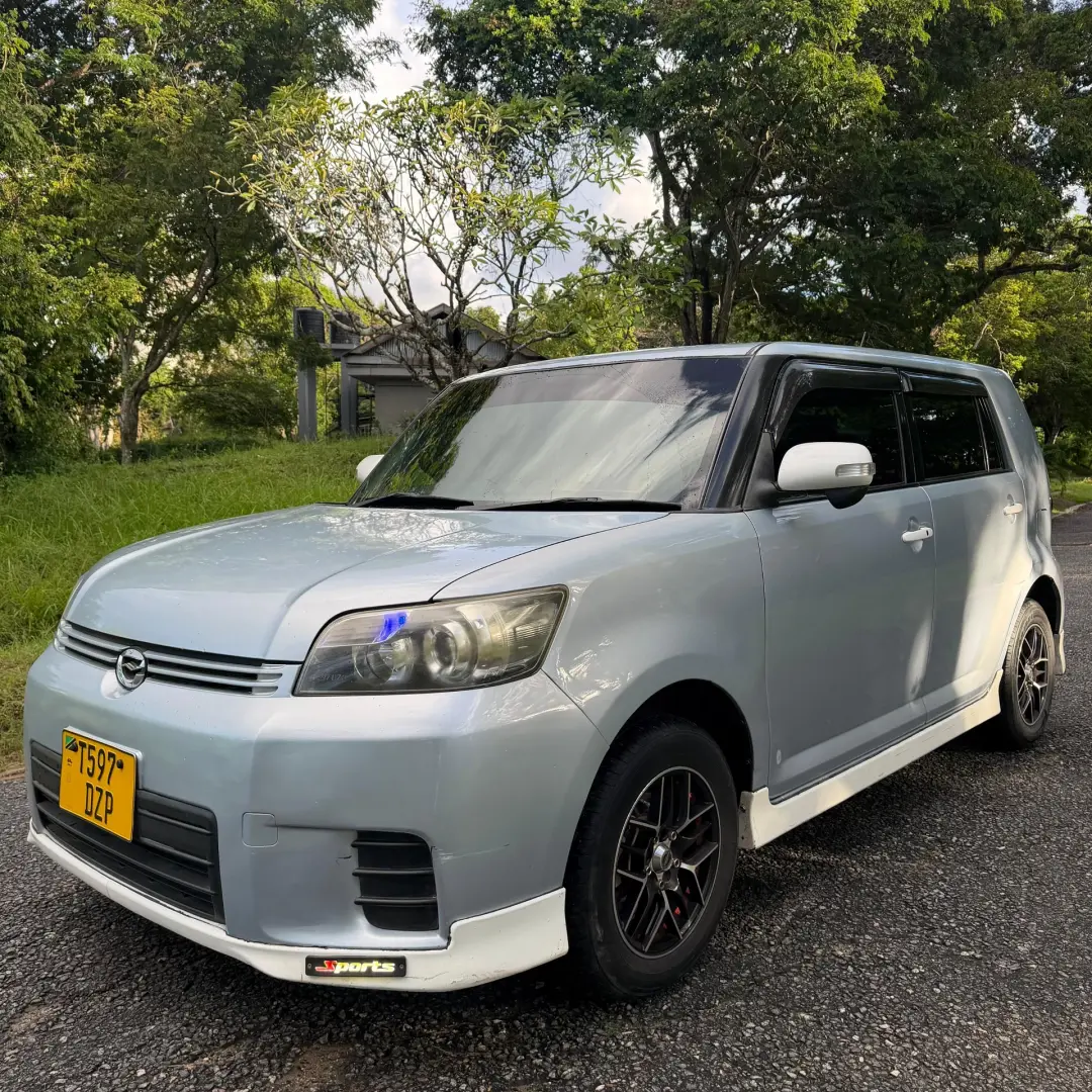 Toyota Rumion 2009 thumbnail 2