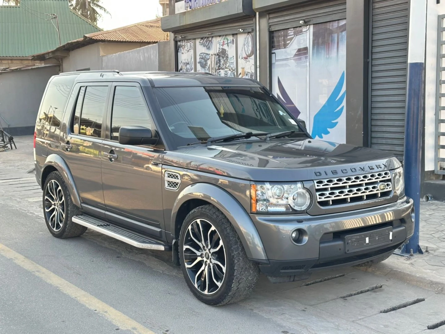 Land Rover Discovery 3 Facelift 4 Diesel UK Import thumbnail 8