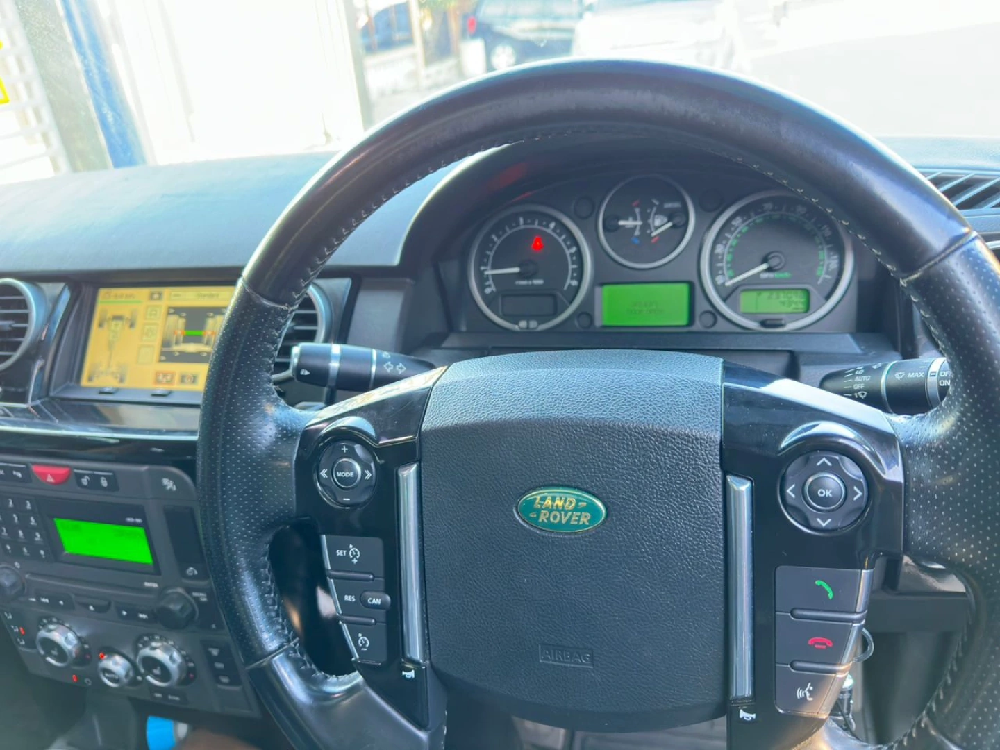 Land Rover Discovery 3 Facelift 4 Diesel UK Import thumbnail 9