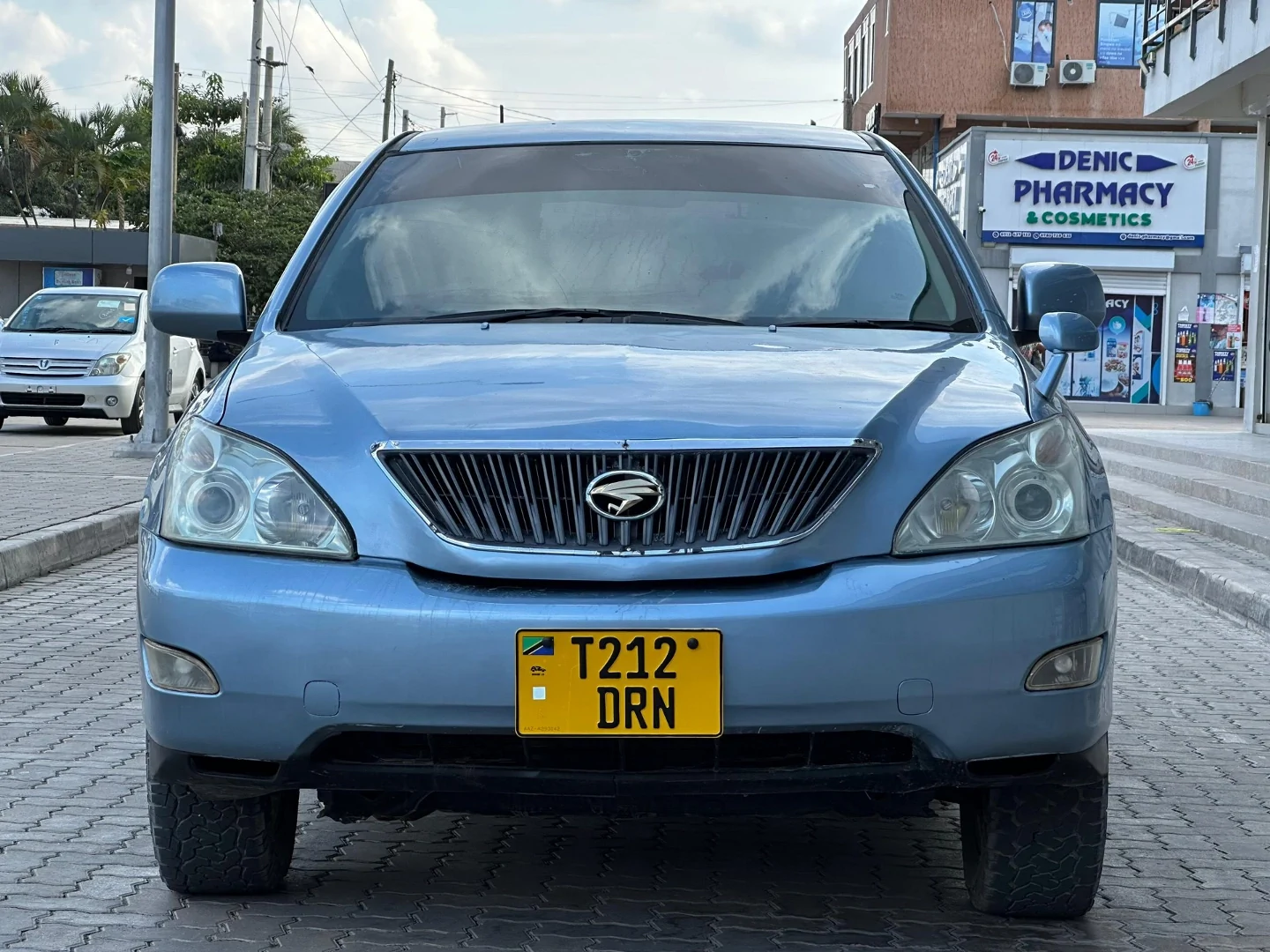 Toyota Harrier 2006 Mint Condition thumbnail 8