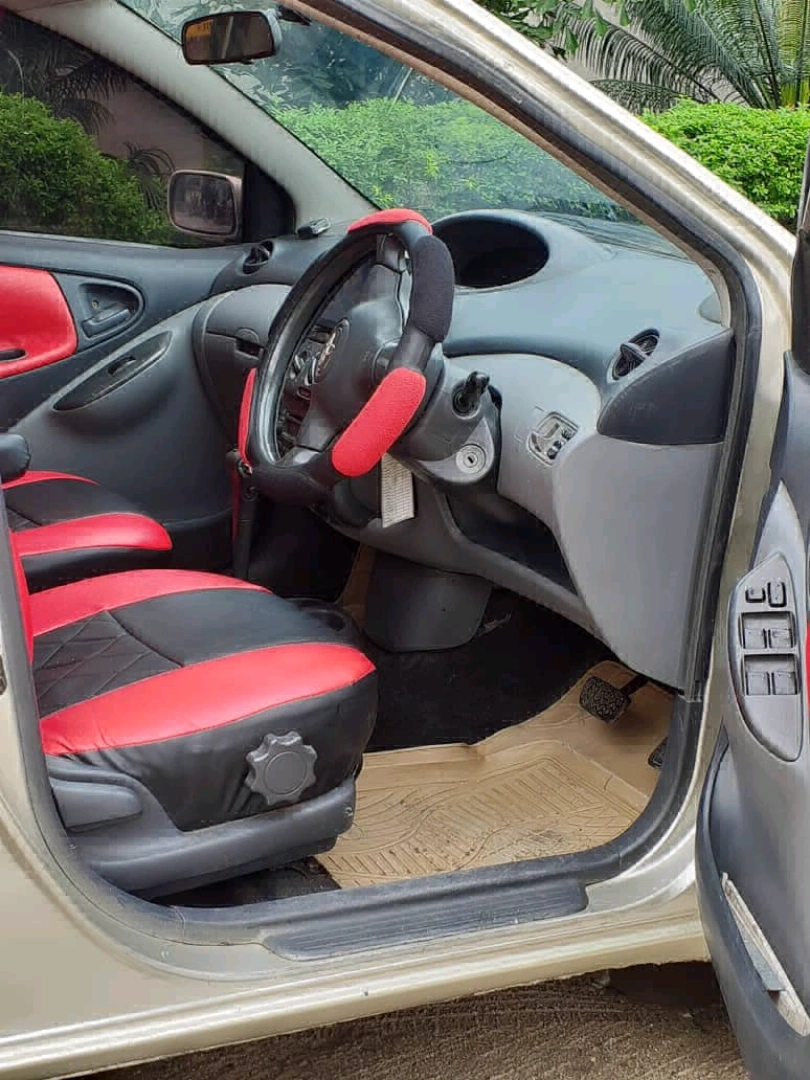 Toyota Vitz Kijicho 1490cc thumbnail 3