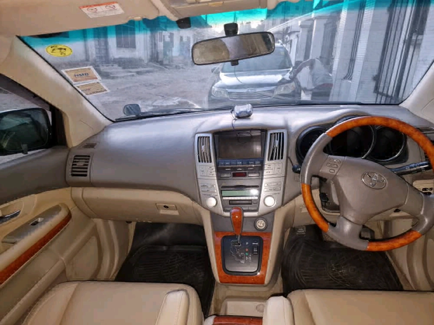 Toyota Harrier 2006, 2360cc, Low Mileage thumbnail 6
