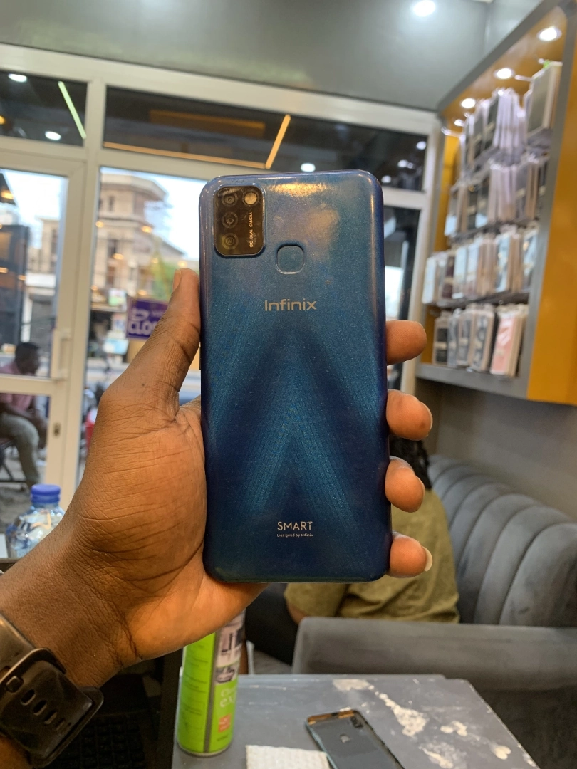 Infinix Smart 6 32GB Blue Smartphone
