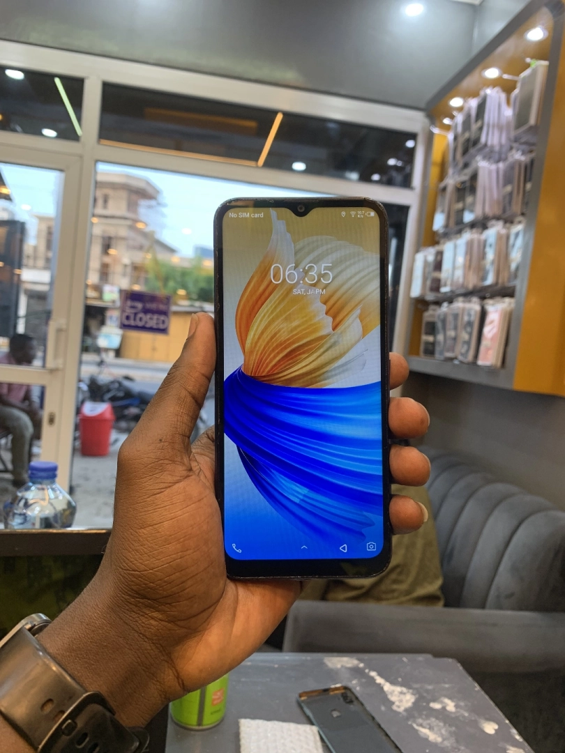 Infinix Smart 6 32GB Blue Smartphone thumbnail 2