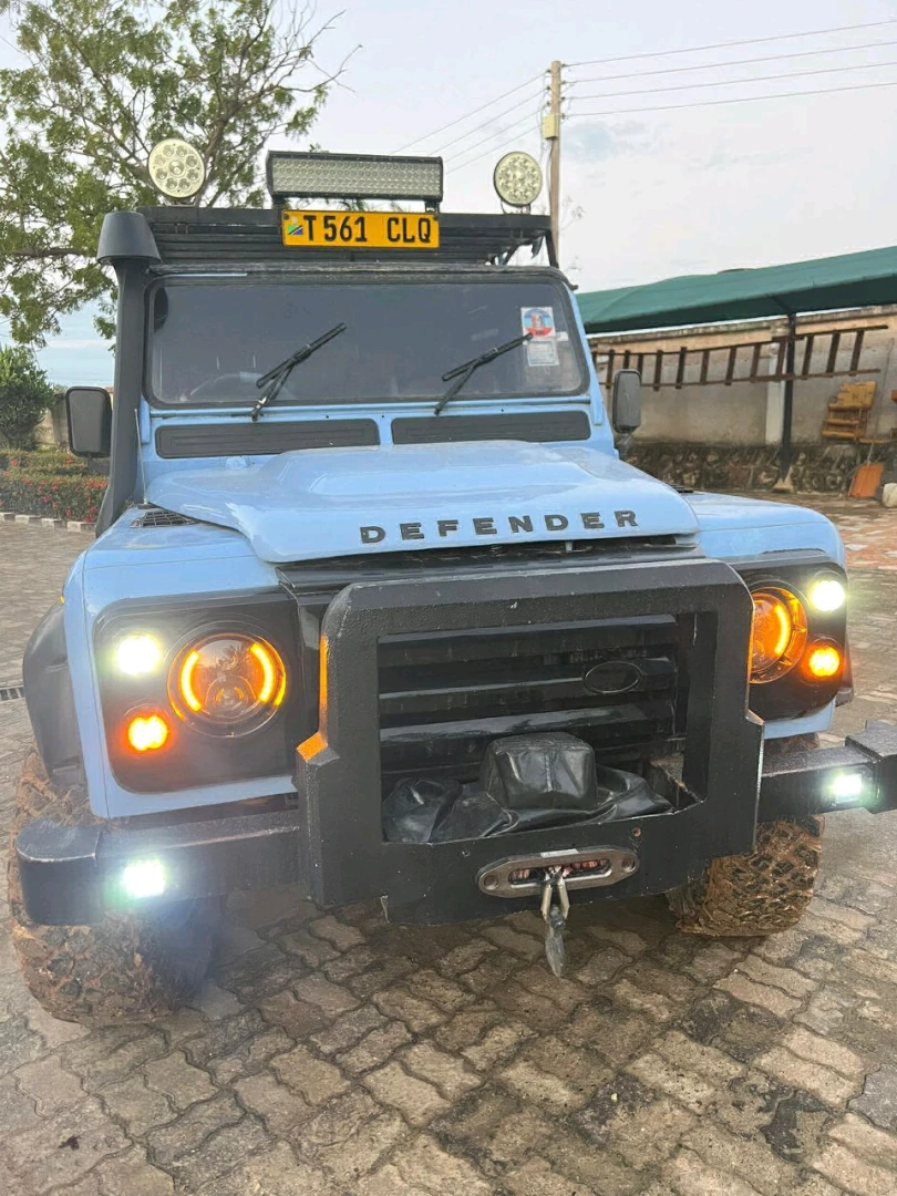 Land Rover Defender 1997 (300 TDi)