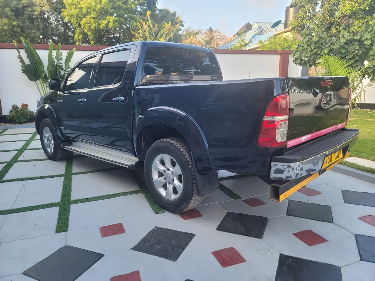 Toyota Hilux Vigo 2014 thumbnail 3