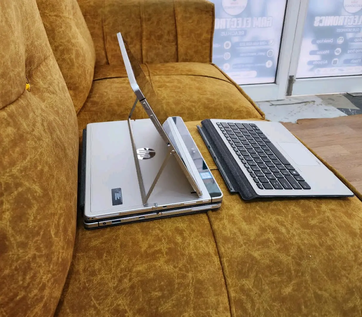 HP Elite X2 1012 G1 Core M7 6th Gen Laptop