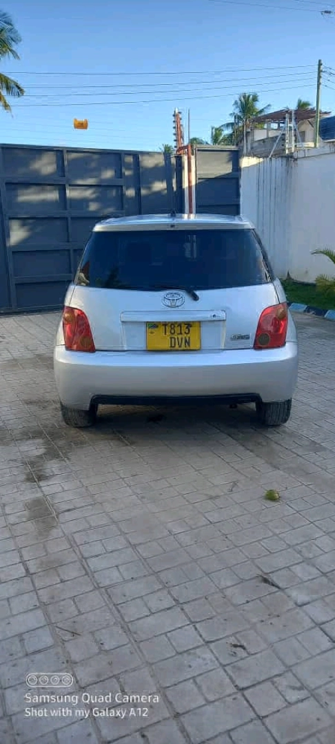 Toyota IST Inauzwa thumbnail 7