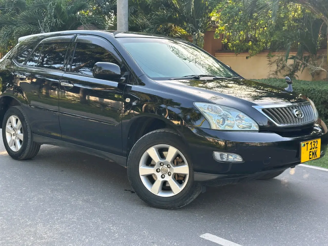 Toyota Harrier 240G (2008) thumbnail 2