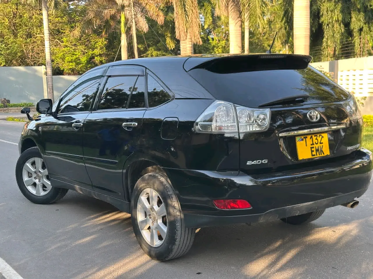 Toyota Harrier 240G (2008) thumbnail 5