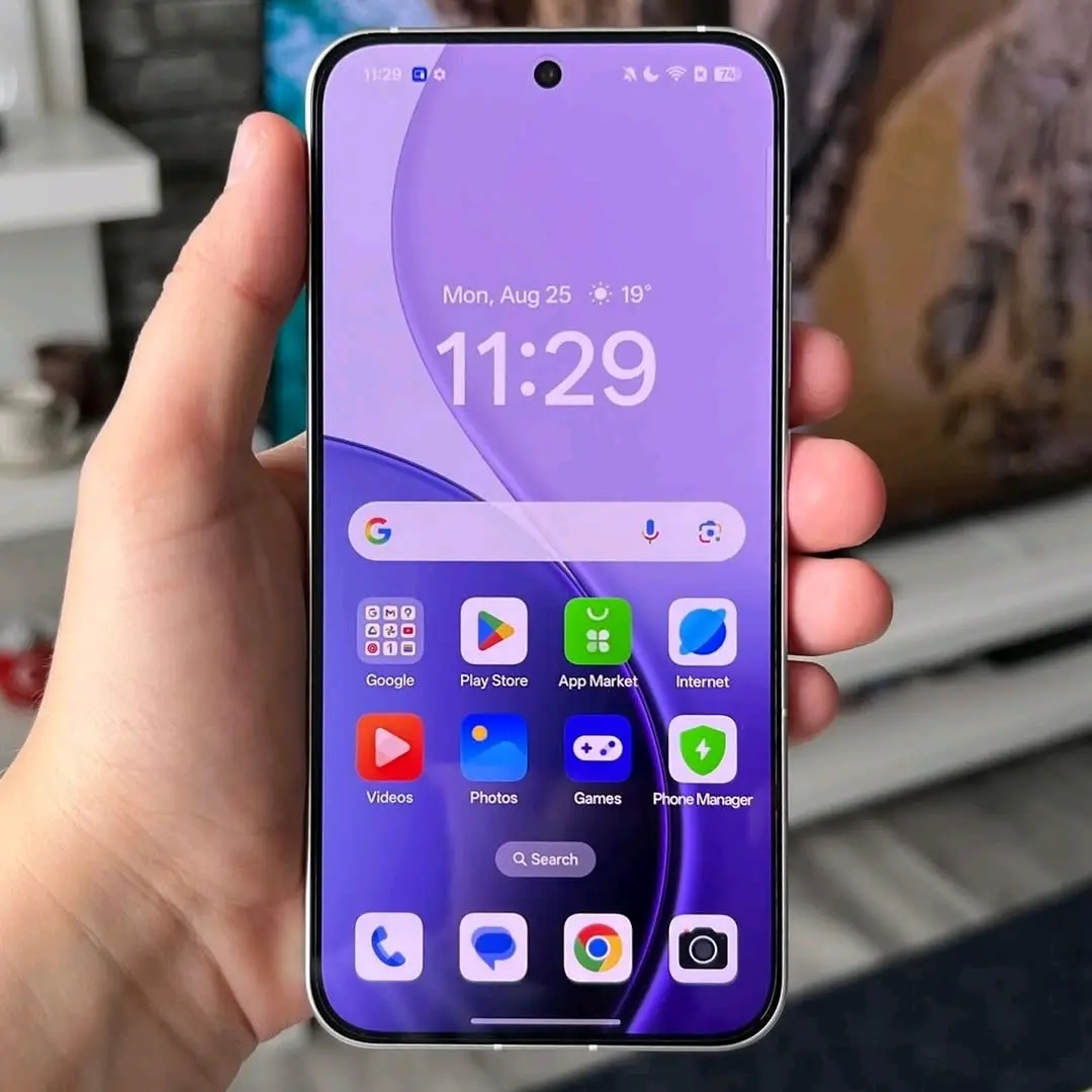 Used Oppo Reno 14 Smartphone 512GB thumbnail 3