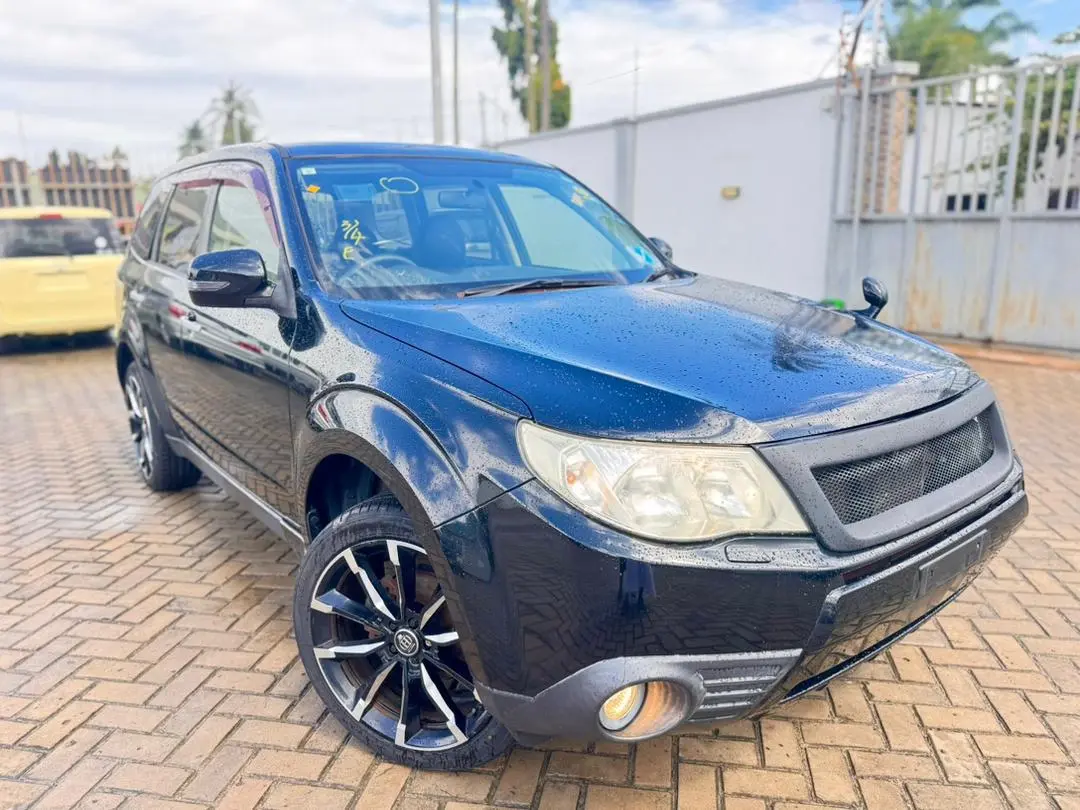 Subaru Forester XT 2011 thumbnail 4