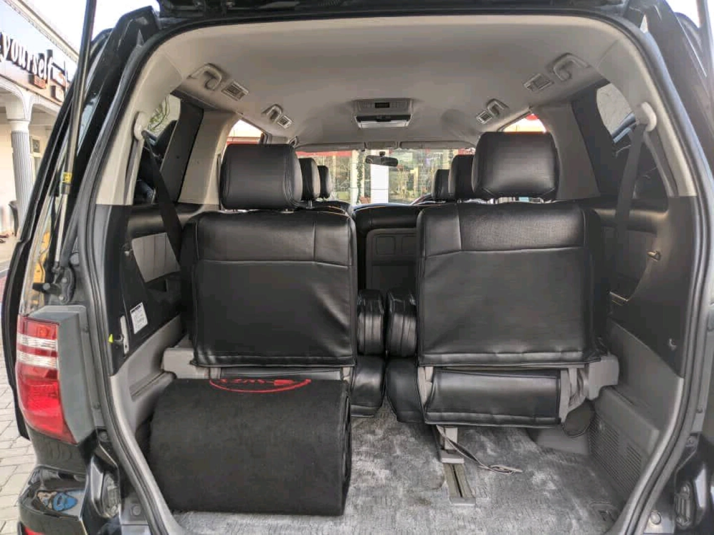 Toyota Alphard 2006 Minivan thumbnail 6