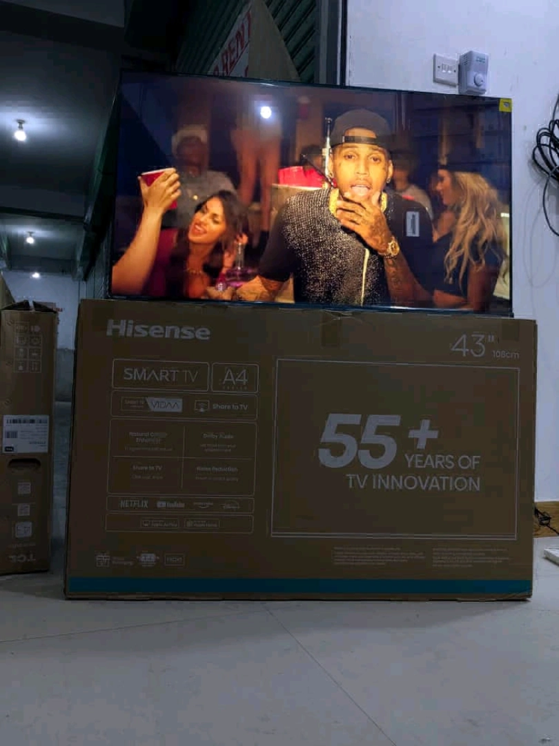 Hisense 43 Inch Frameless Smart TV thumbnail 2