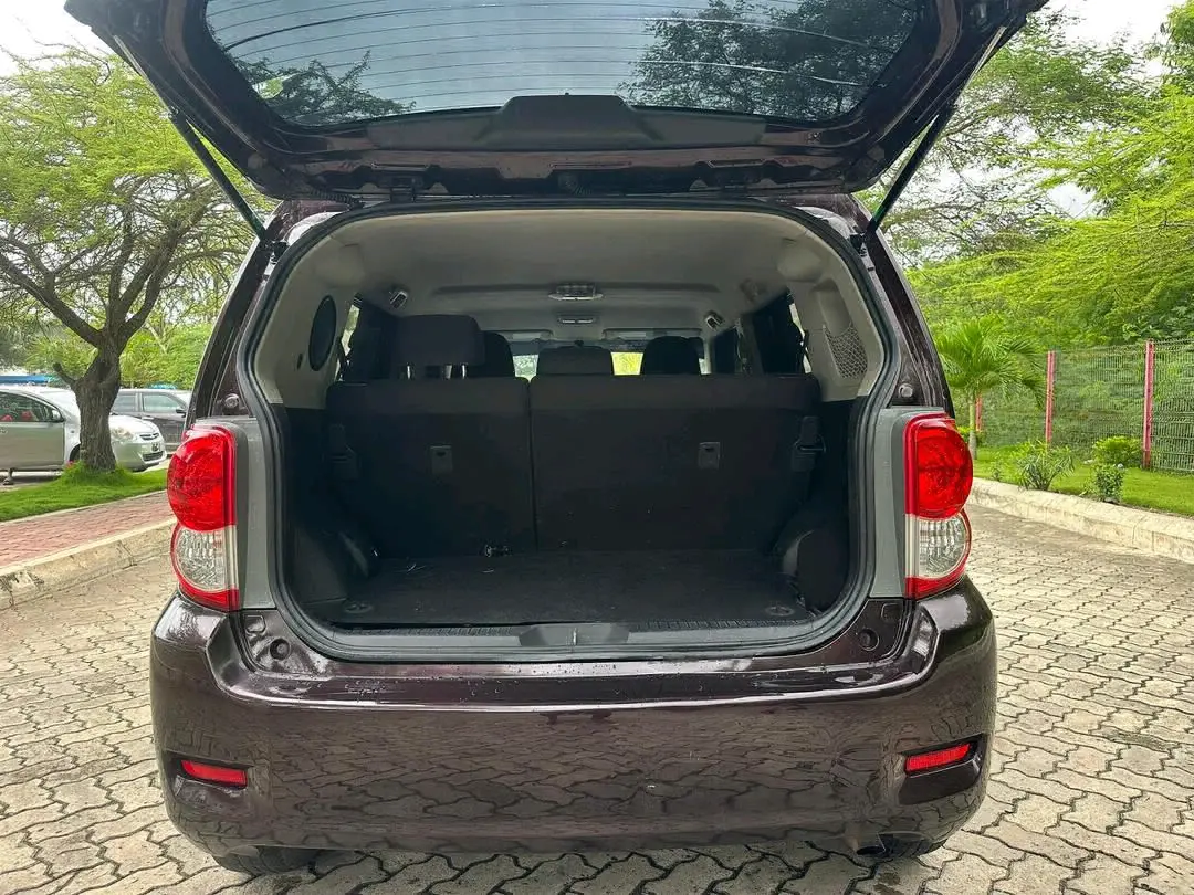Toyota Rumion (EDS) thumbnail 2