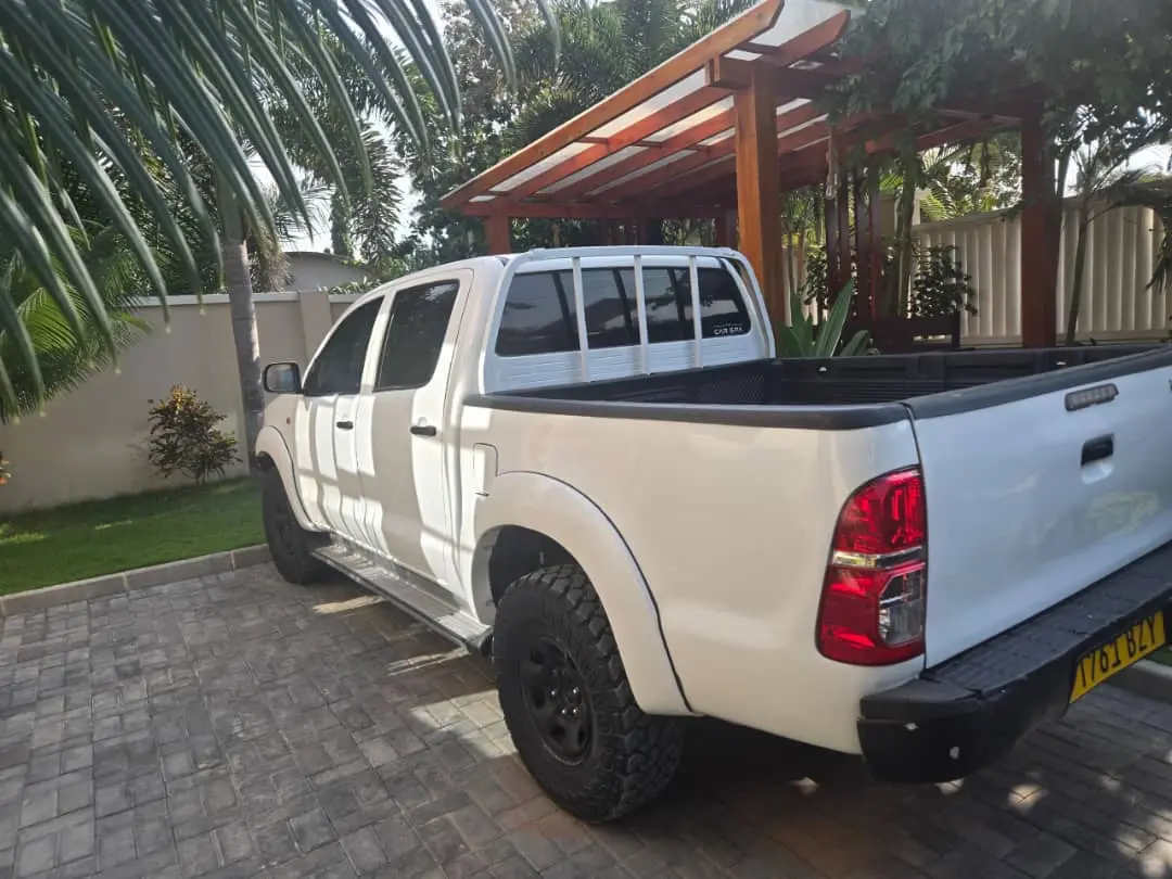 Toyota Hilux Double Cabin 2010 thumbnail 8