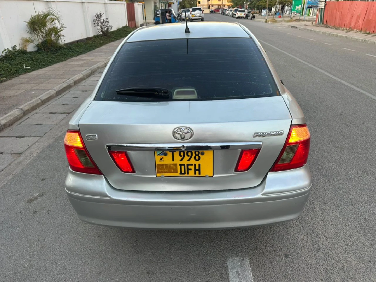 Toyota Premio X DFH, Full AC, 1790cc thumbnail 7