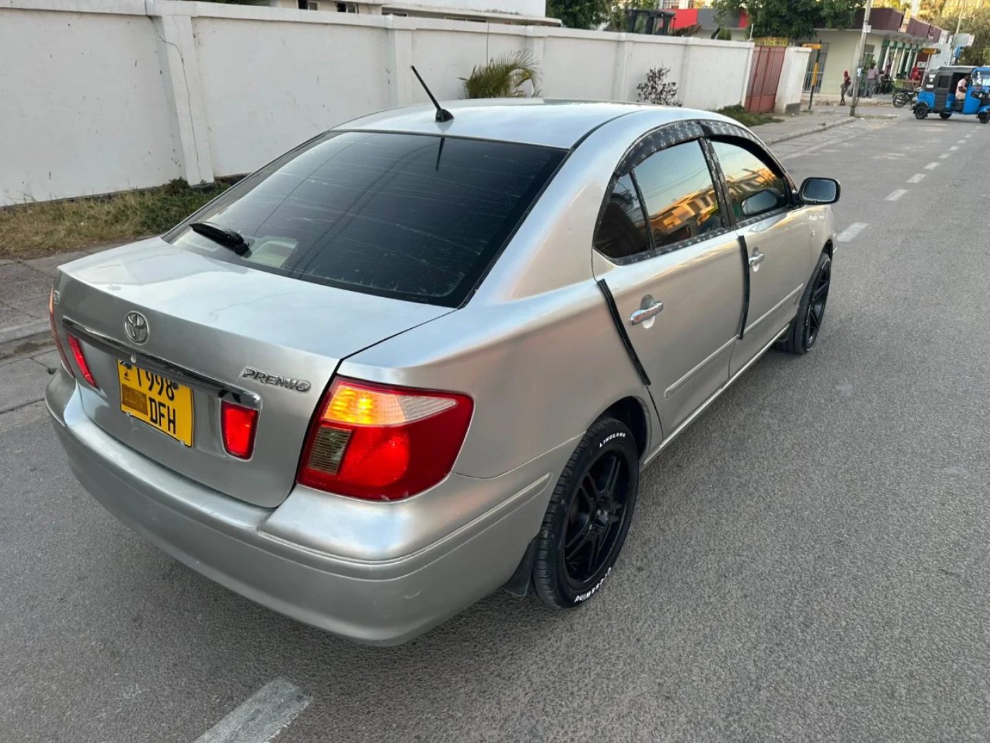 Toyota Premio X DFH, Full AC, 1790cc thumbnail 8