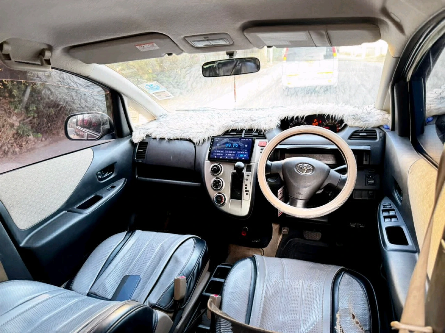 Toyota Ractis Automatic 1290 CC thumbnail 7