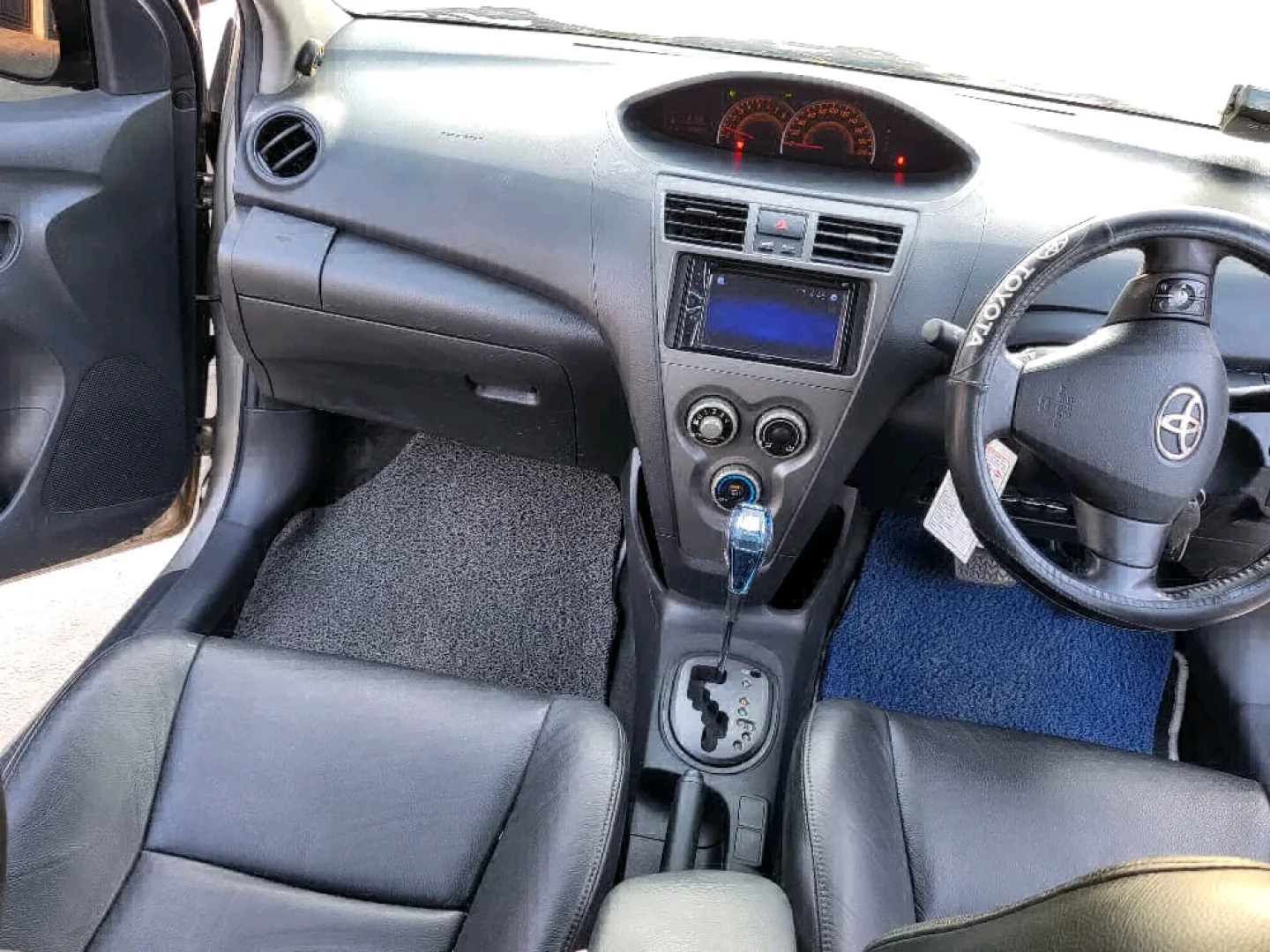 Toyota Vios Sedan 2009 Full AC thumbnail 8