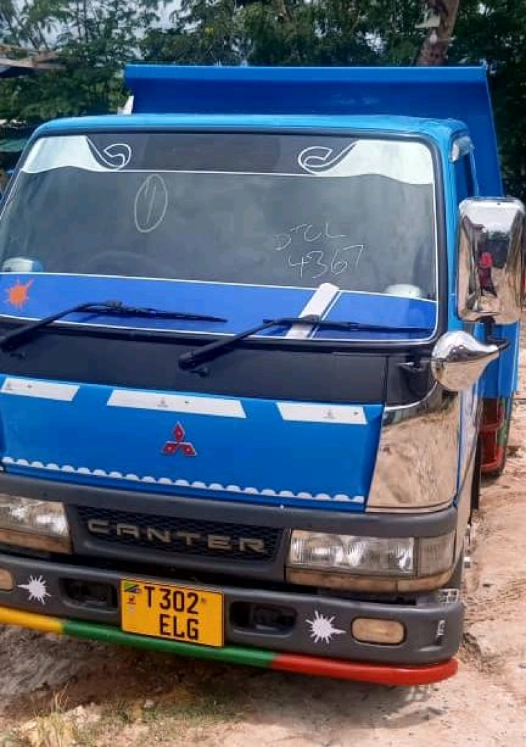 Used Mitsubishi Canter Tipper Truck ELG (3 Ton) thumbnail 6
