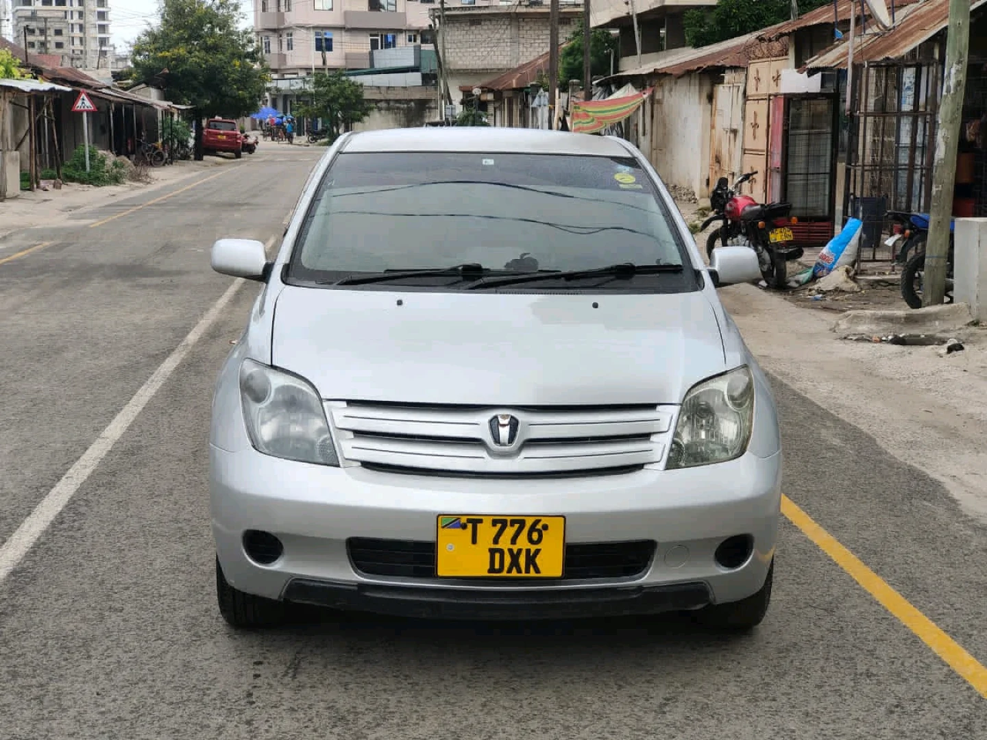 Toyota Ist Automatic 1290cc - Clean Condition