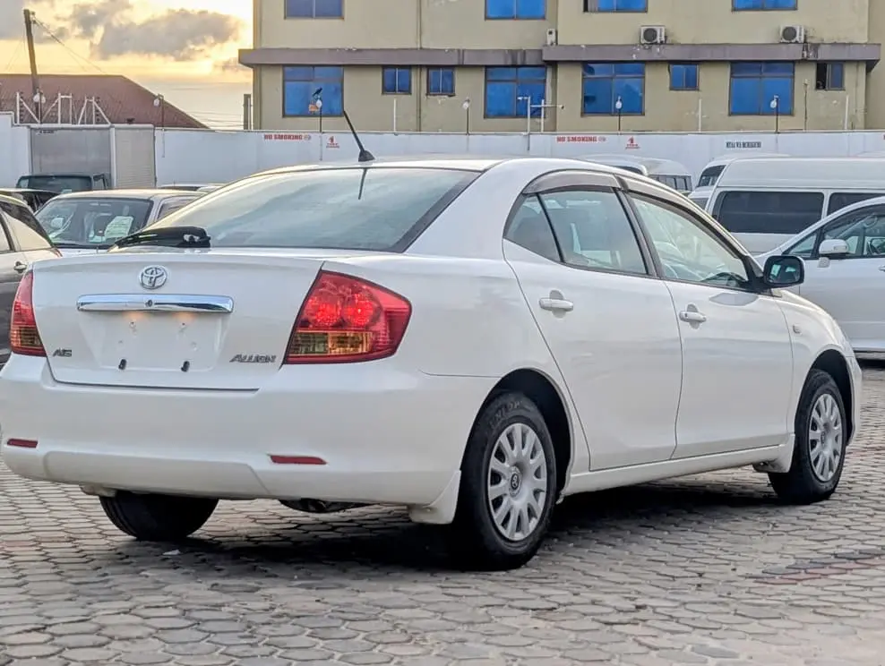 Toyota Allion 2004 thumbnail 2