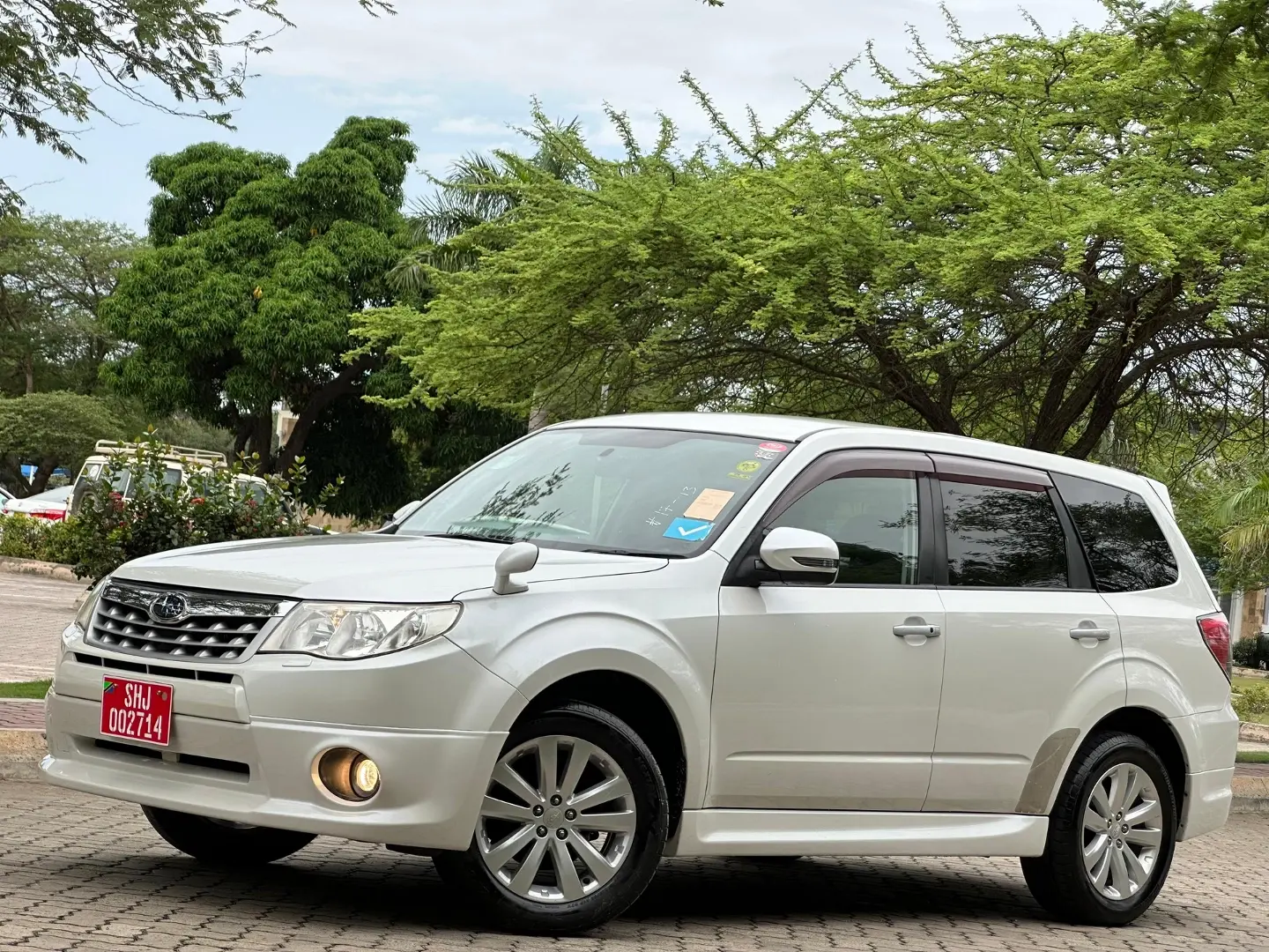 Subaru Forester 2012 thumbnail 3