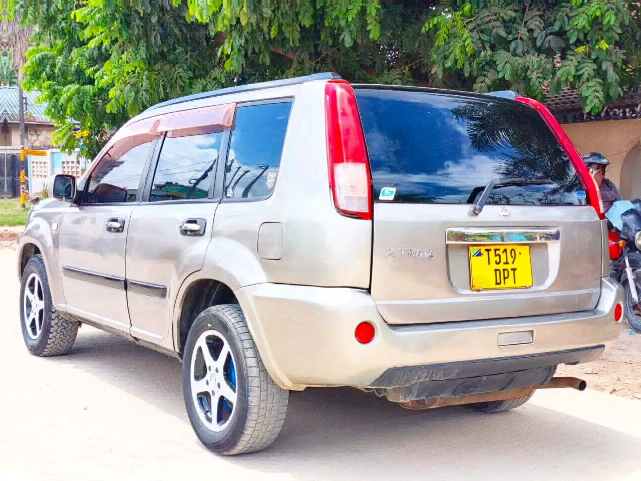 Nissan X-Trail 2004, Silver thumbnail 3