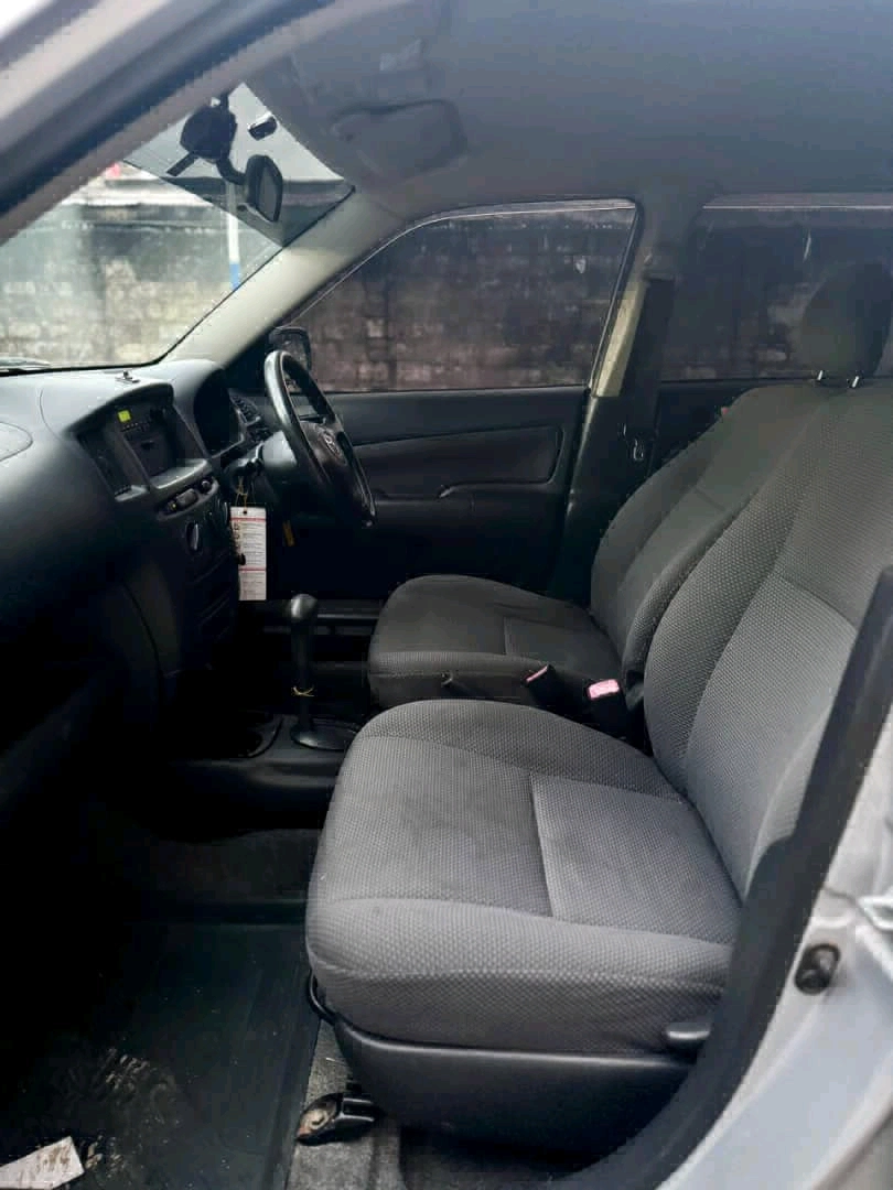 Toyota Succeed Van 2010 (1490cc) with Android TV thumbnail 6