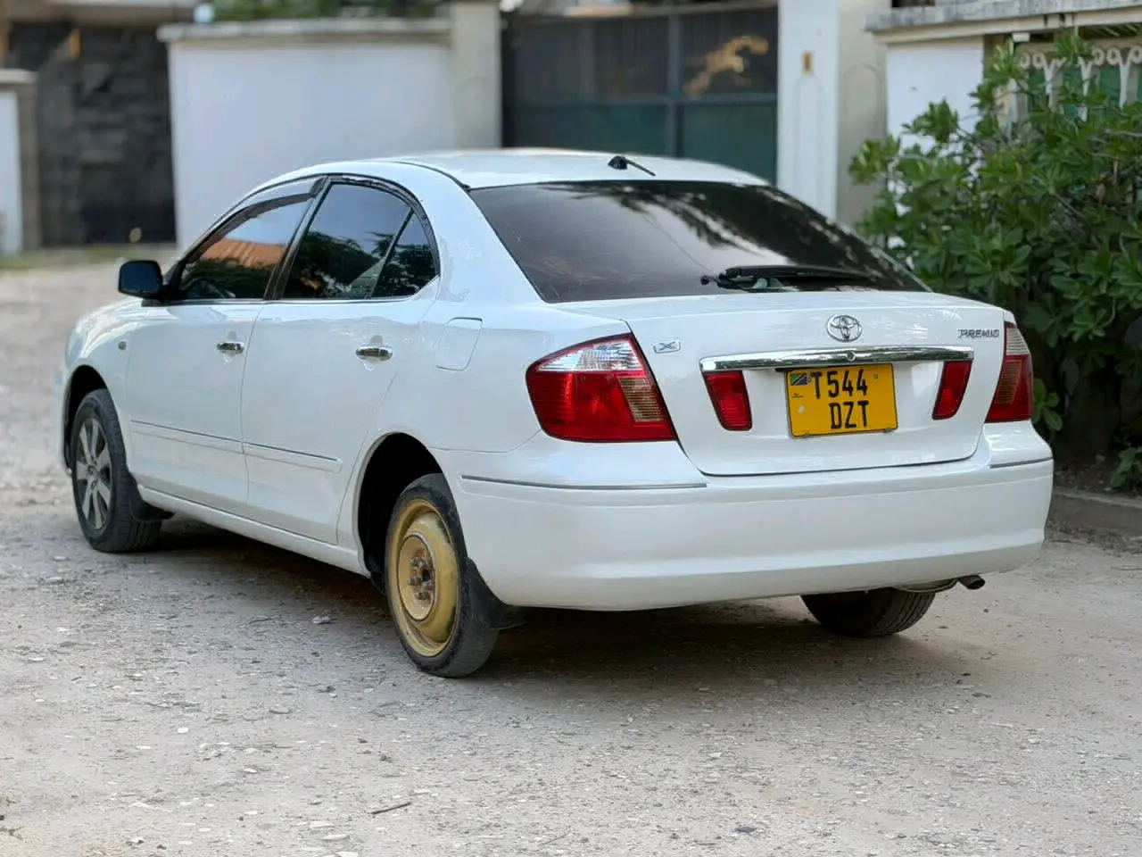 Toyota Premio X DZT Automatic thumbnail 4