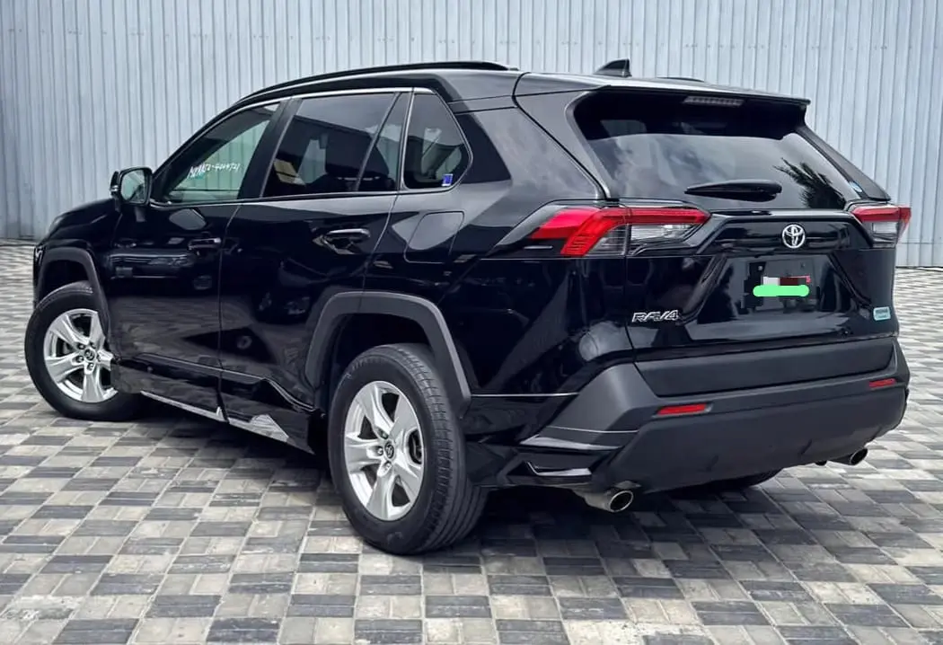 Toyota RAV4 2020 Modelista thumbnail 4