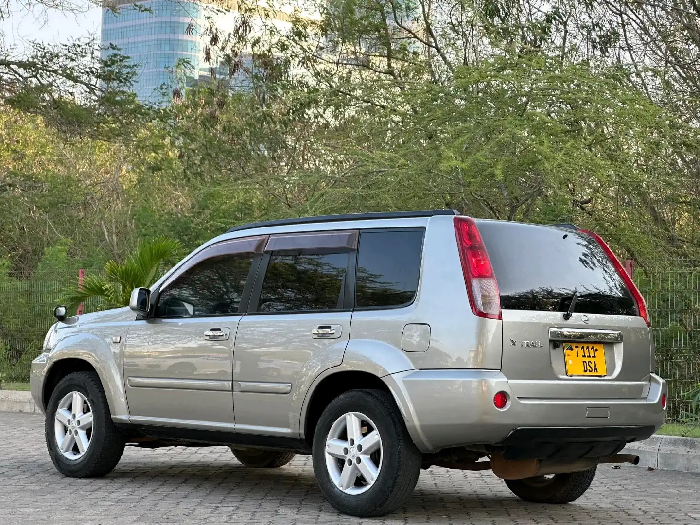 Nissan X-Trail SUV 2006, Clean Condition, Exchange Allowed thumbnail 2