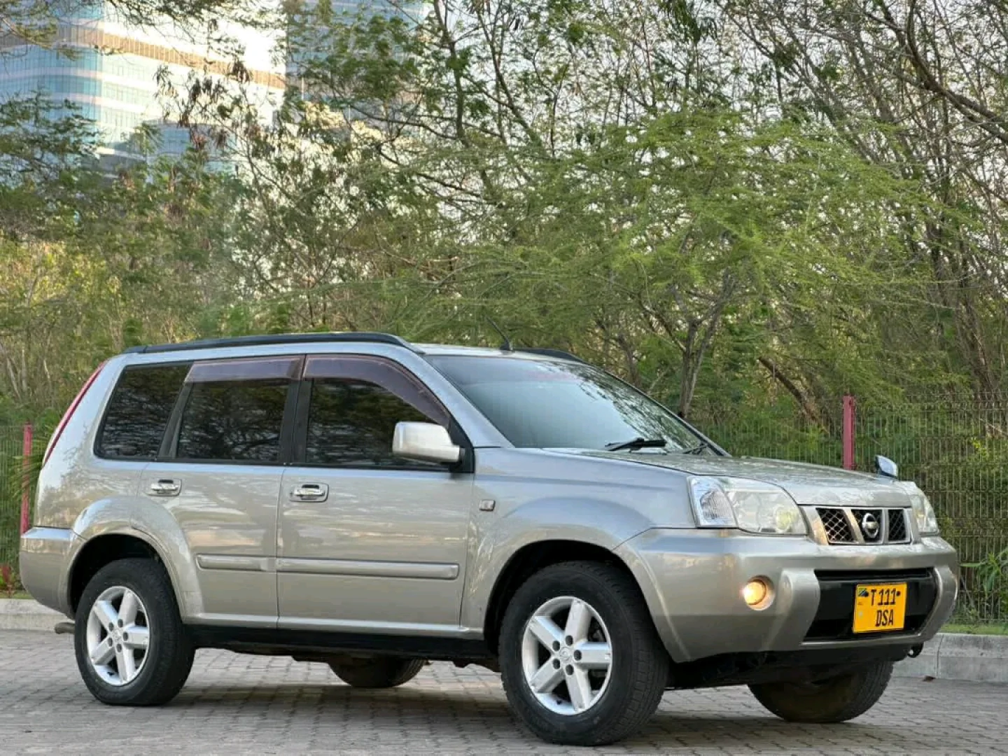 Nissan X-Trail SUV 2006, Clean Condition, Exchange Allowed thumbnail 3