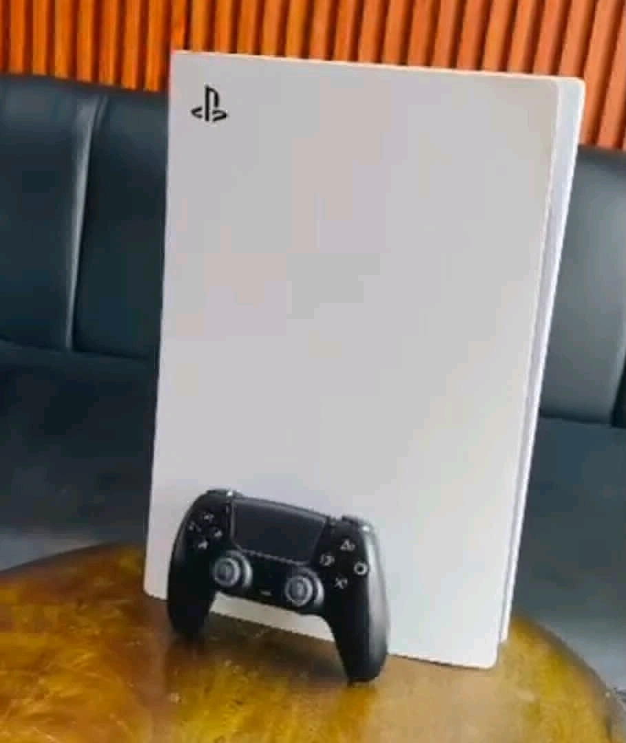 Sony PlayStation 5 (PS5) Fat Console + 2 Controllers